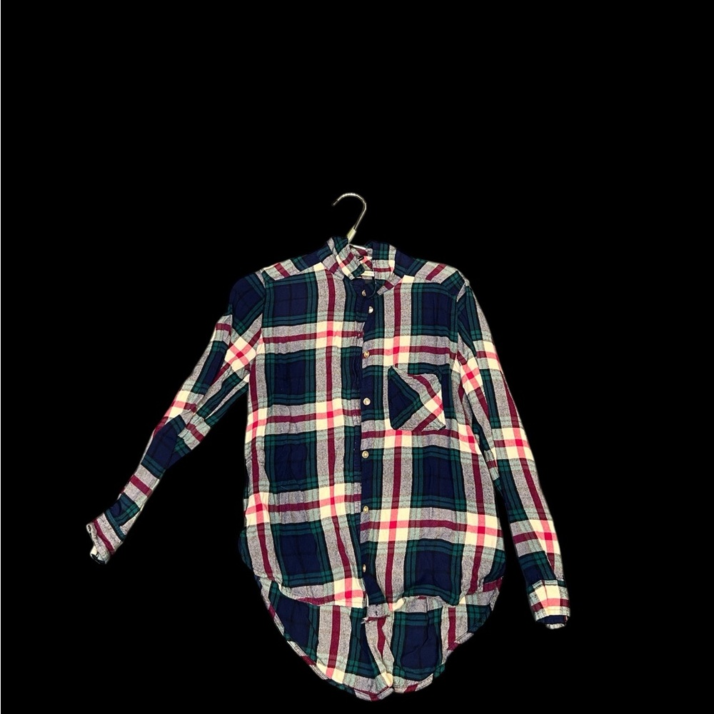 American Eagle Outfitters Red and Blue Long Sleeve Button Down Shirt